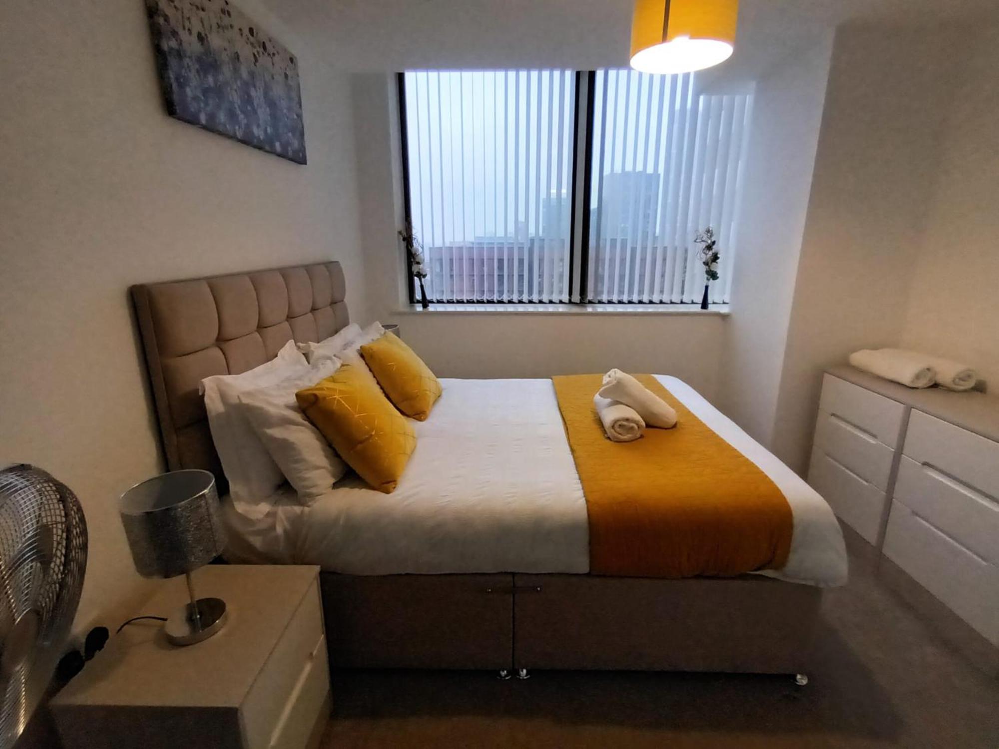 Kcs Broad Street Apartment Birmingham Dış mekan fotoğraf